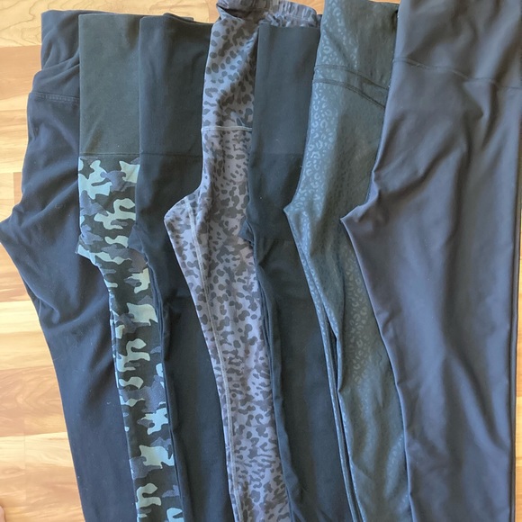 Maternity legging jackpot!!  Old Navy, Gap and Preggo Legging.  7 pair bundle - Picture 2 of 2
